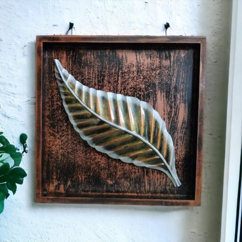 Metal Leaf Wall Hanging & Decorative Mounted Art Sculpture