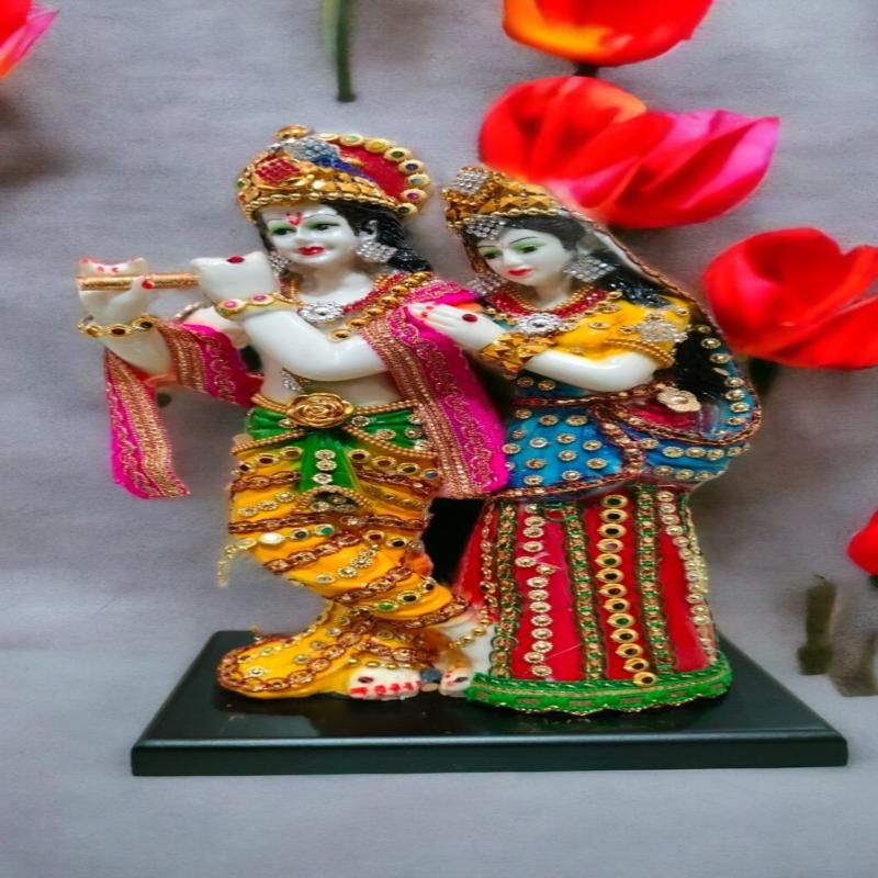 Radha Krishna Statue