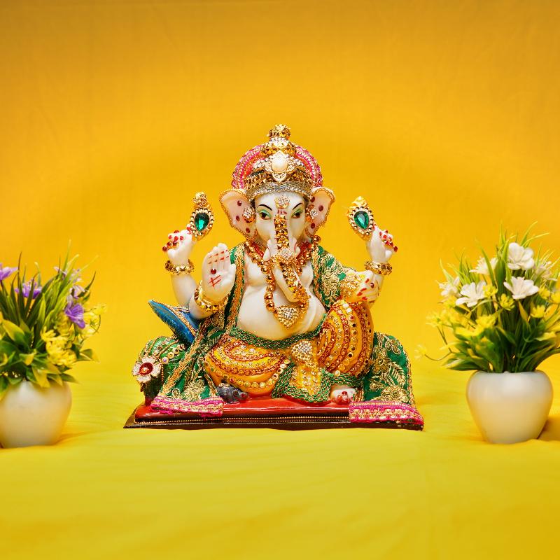 Ganesh ji with Chowki Idol