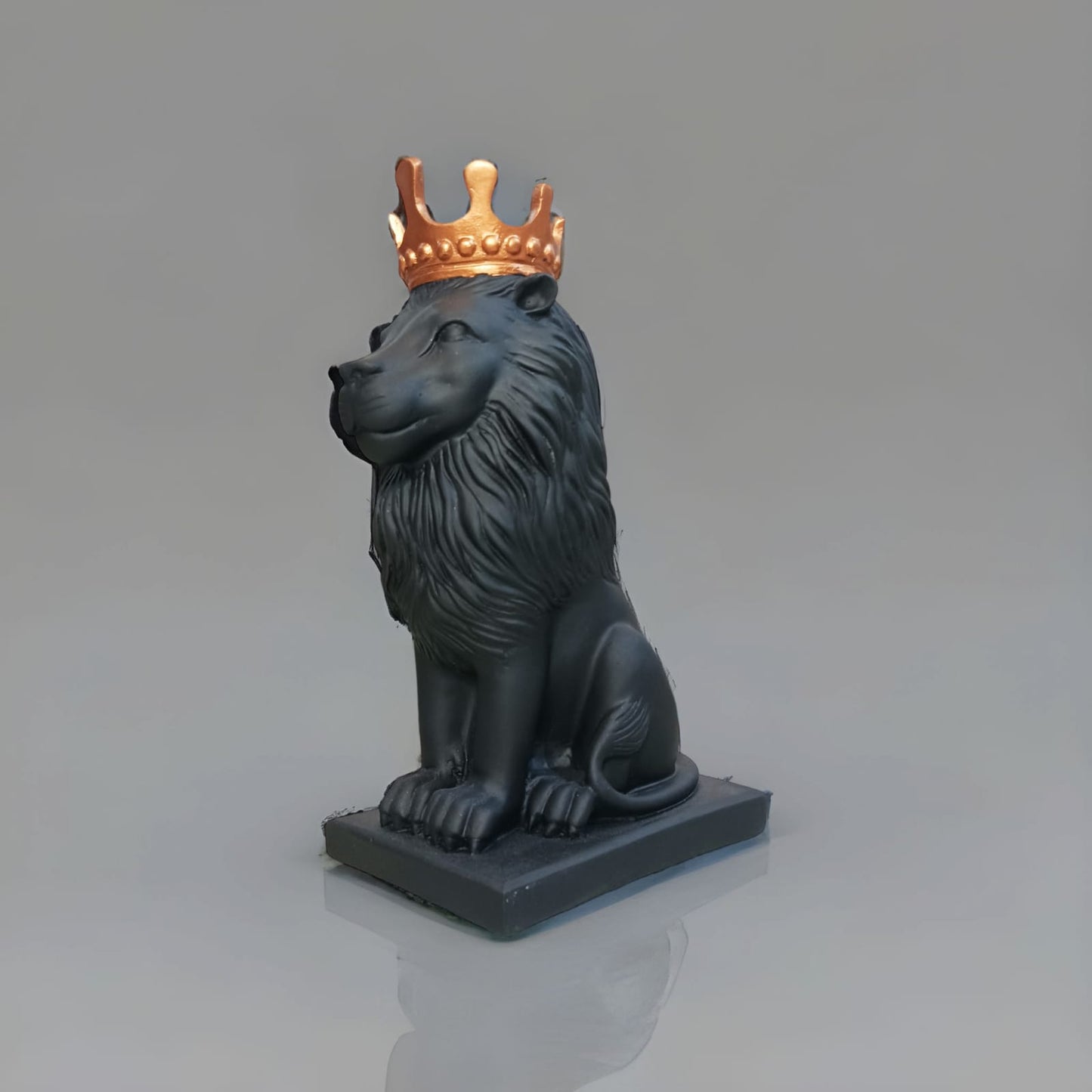 Crown Lion (Black)