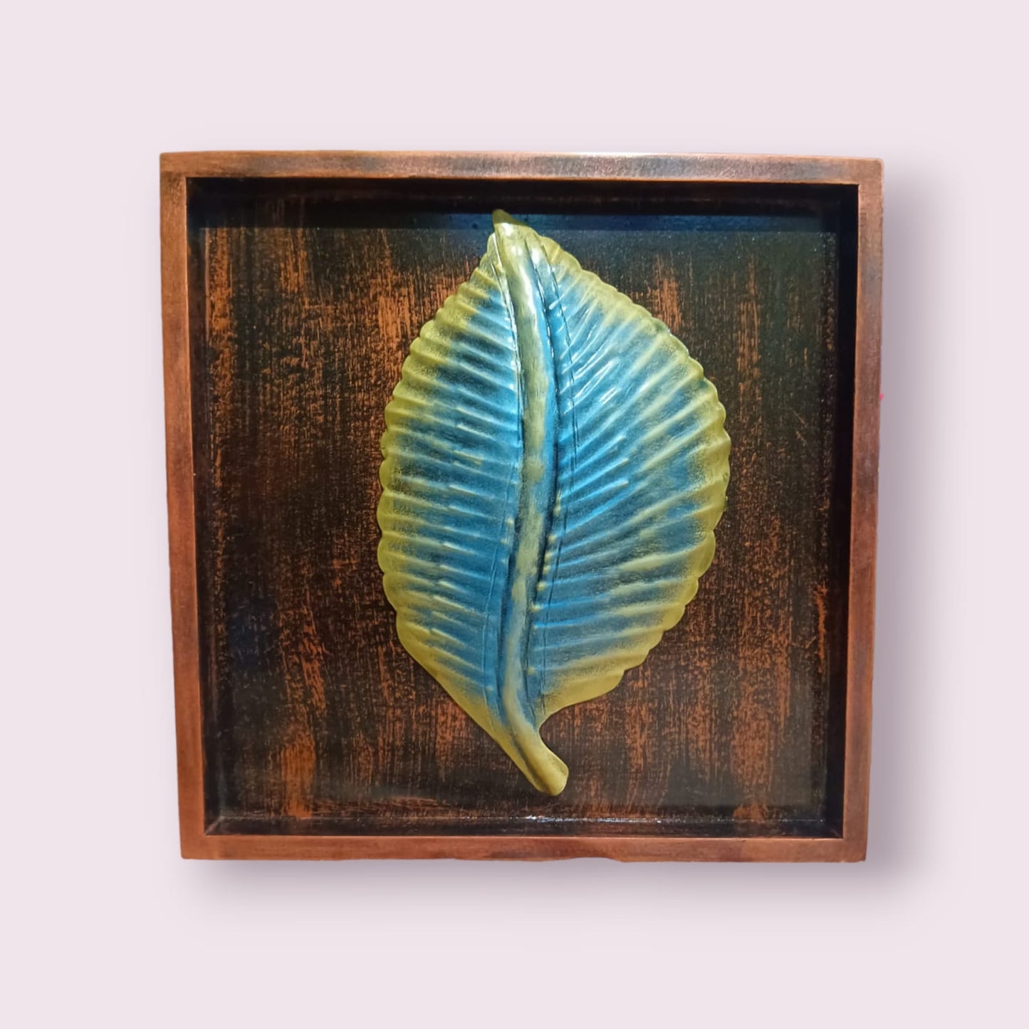 Metal Leaf Wall Hanging & Decorative Mounted Art Sculpture