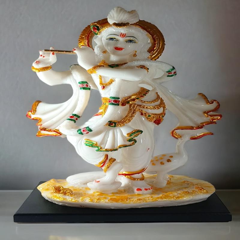 Lord Krishna Statue