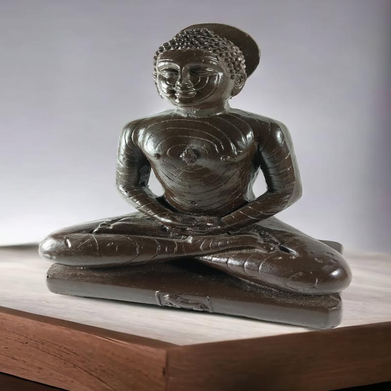 Lord Mahaveer Figurine