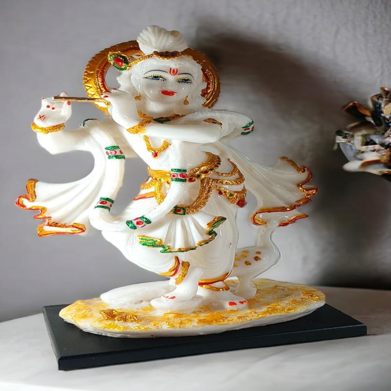 Lord Krishna Statue