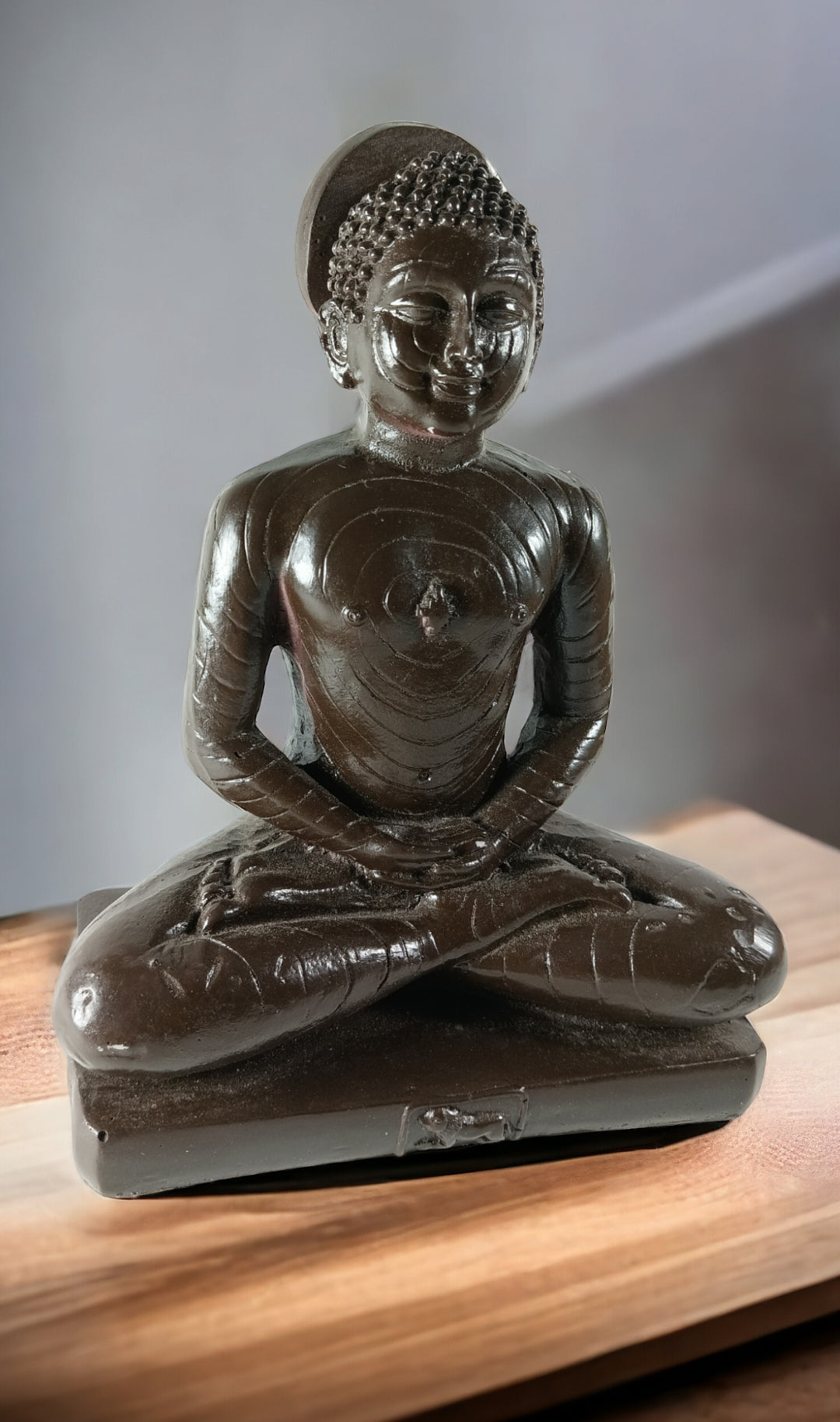 Lord Mahaveer Figurine